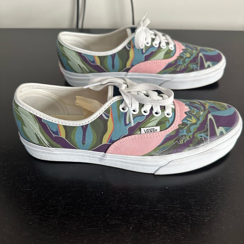 Unisex, Vans. Men, size 8.5, Women’s, size 10 - Picture 2 of 3